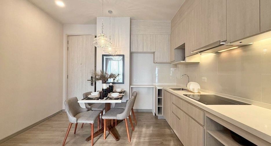For sale 2 bedrooms condo in Si Racha, Chonburi