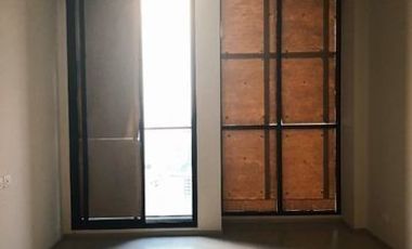 For sale 2 ベッドルーム condo in Pathum Wan, Bangkok