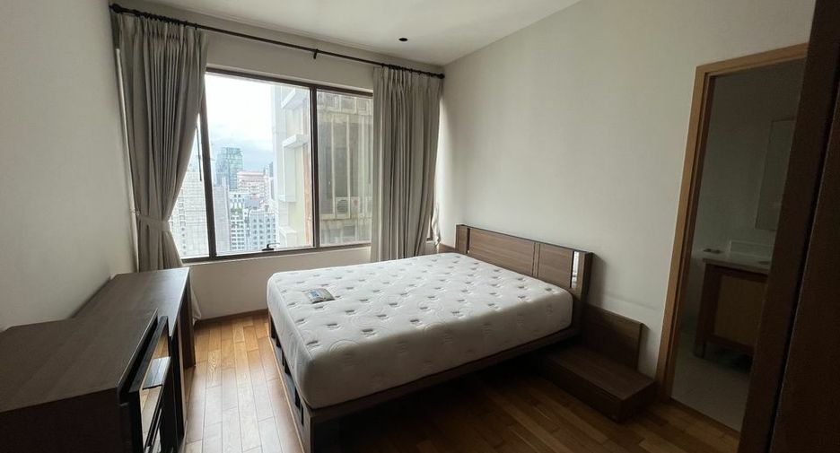 For rent 3 ベッドルーム condo in Khlong Toei, Bangkok