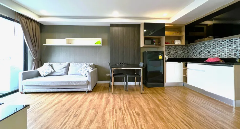 For sale and for rent 1 bed condo in Bang Lamung, Chonburi