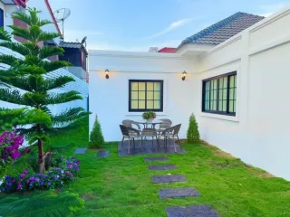 For sale 4 ベッドルーム house in Bang Lamung, Chonburi
