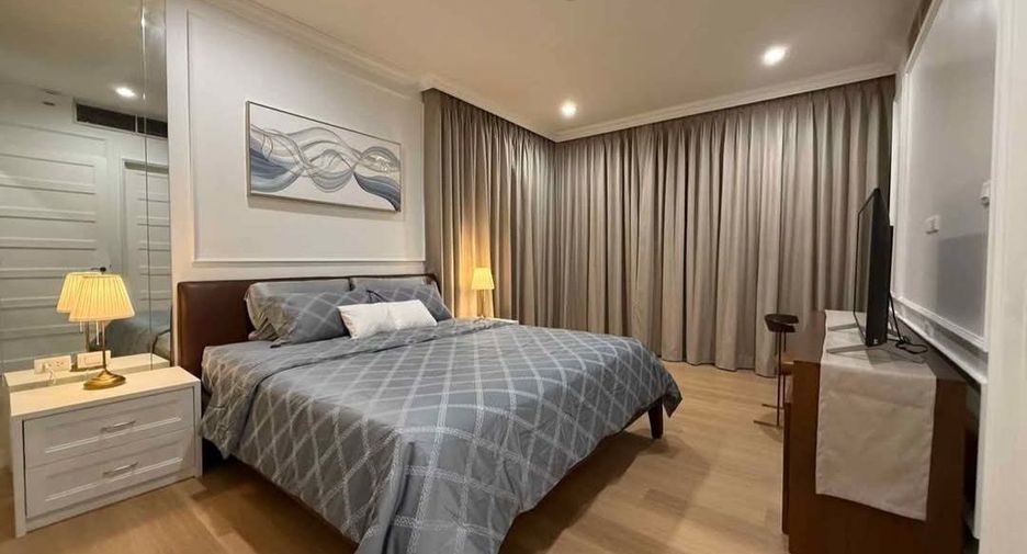 Condo en alquiler de 3 habitaciones en Khlong Toei, Bangkok