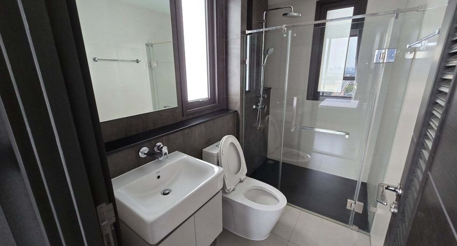 For rent 2 bedrooms condo in Bang Phlat, Bangkok