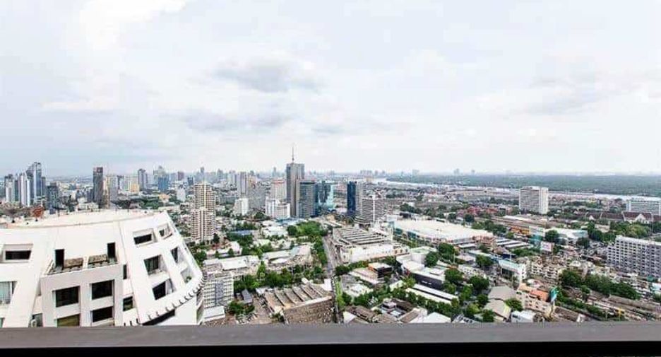 À louer 2 chambres condo à Khlong Toei, Bangkok