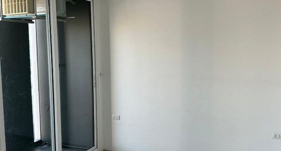 For sale 1 bed condo in Huai Khwang, Bangkok