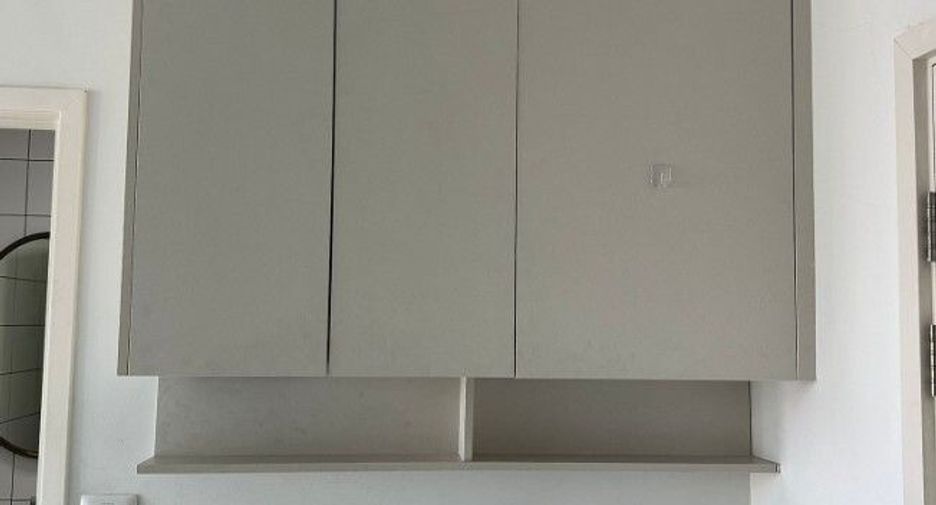 For sale 1 bed condo in Huai Khwang, Bangkok