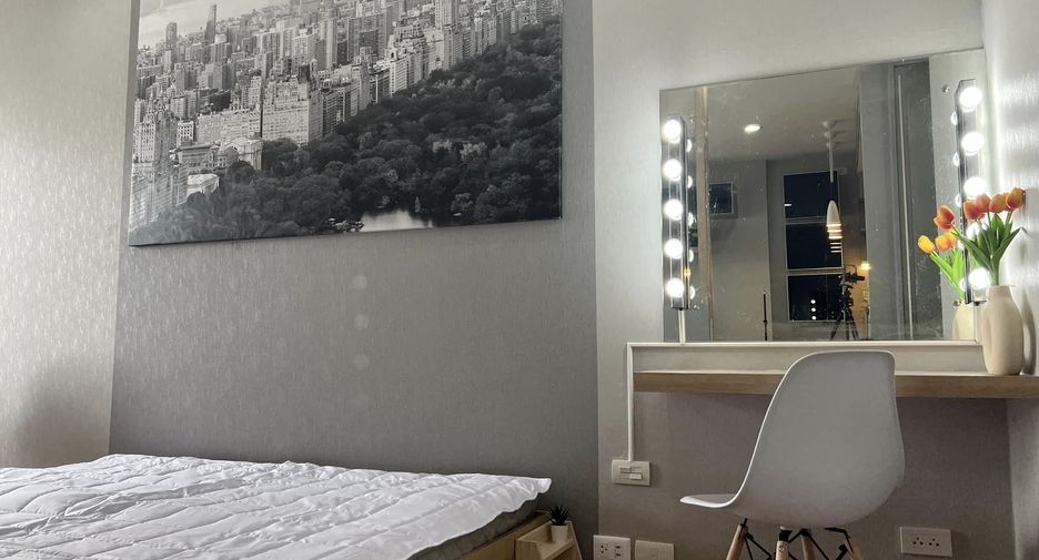 For rent 1 bed condo in Phaya Thai, Bangkok