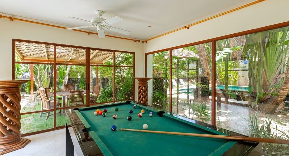For sale 5 bedrooms villa in Thalang, Phuket