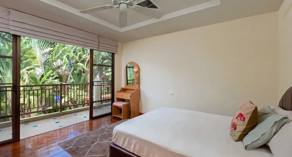 For sale 5 bedrooms villa in Thalang, Phuket