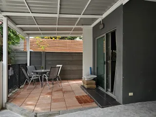 For rent 3 bedrooms townhouse in Bang Phli, Samut Prakan
