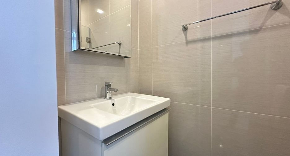 Condo en alquiler de estudio en Khlong Toei, Bangkok