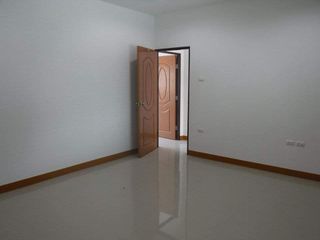 Reihenhaus zum Kauf mit 3 Zimmer in Mueang Chon Buri, Chonburi