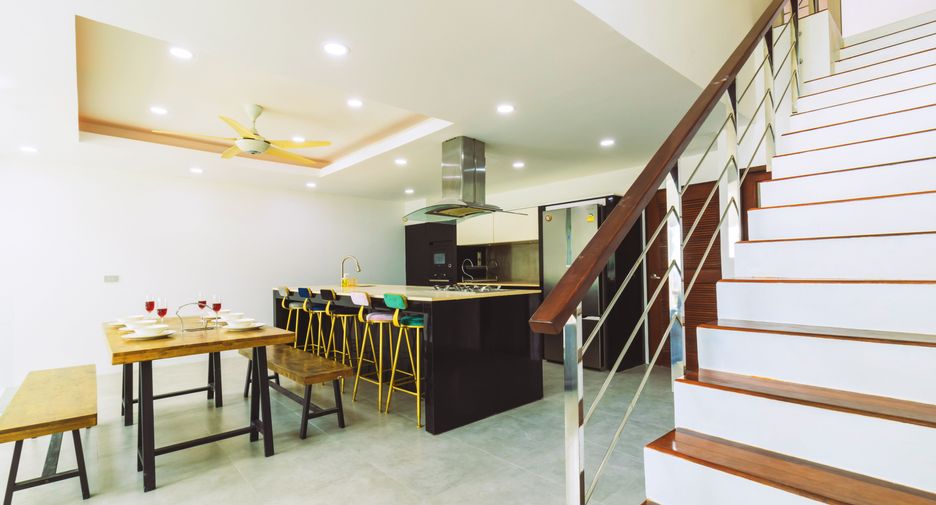 For sale 4 bedrooms villa in Kathu, Phuket