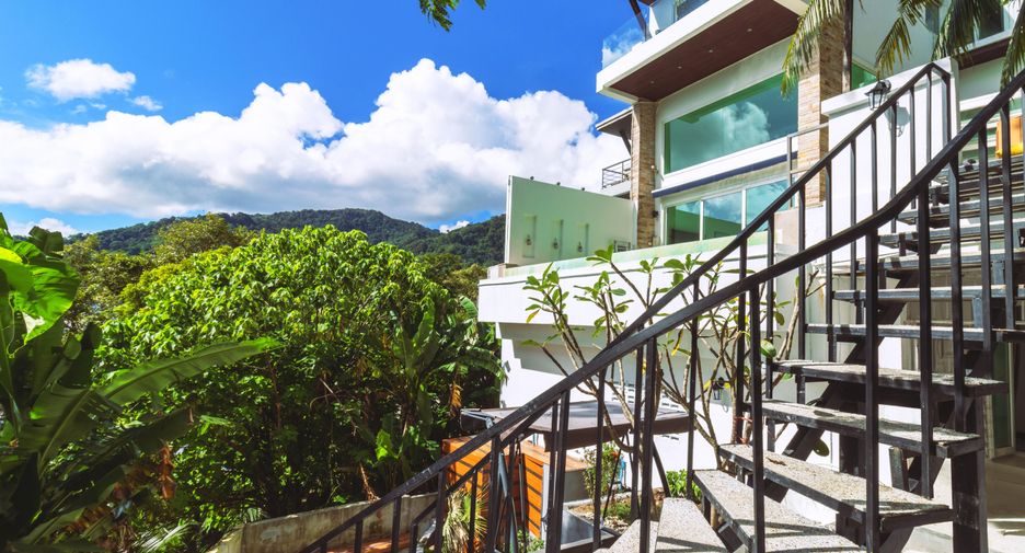 For sale 4 bedrooms villa in Kathu, Phuket