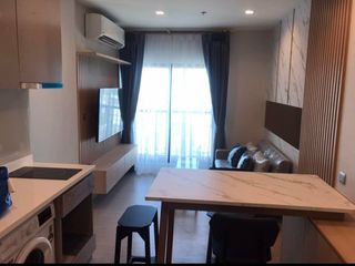 For rent 2 bedrooms condo in Phra Khanong, Bangkok