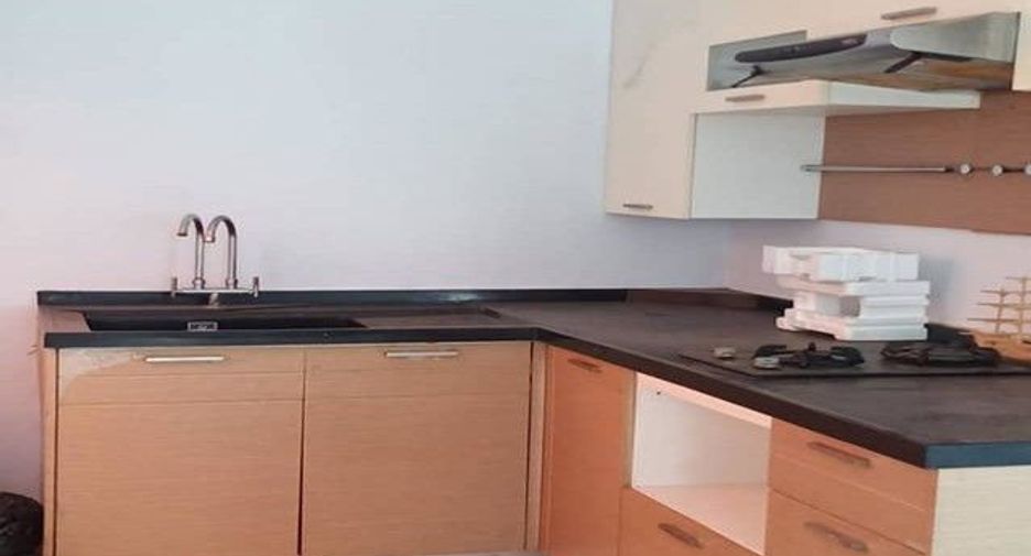 Casa adosada en venta de 4 habitaciones en Chatuchak, Bangkok