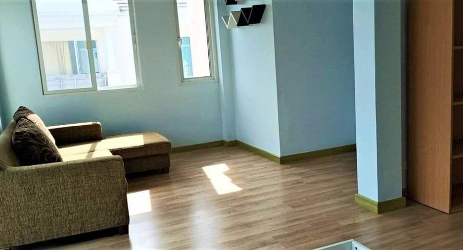 Casa adosada en venta de 4 habitaciones en Chatuchak, Bangkok