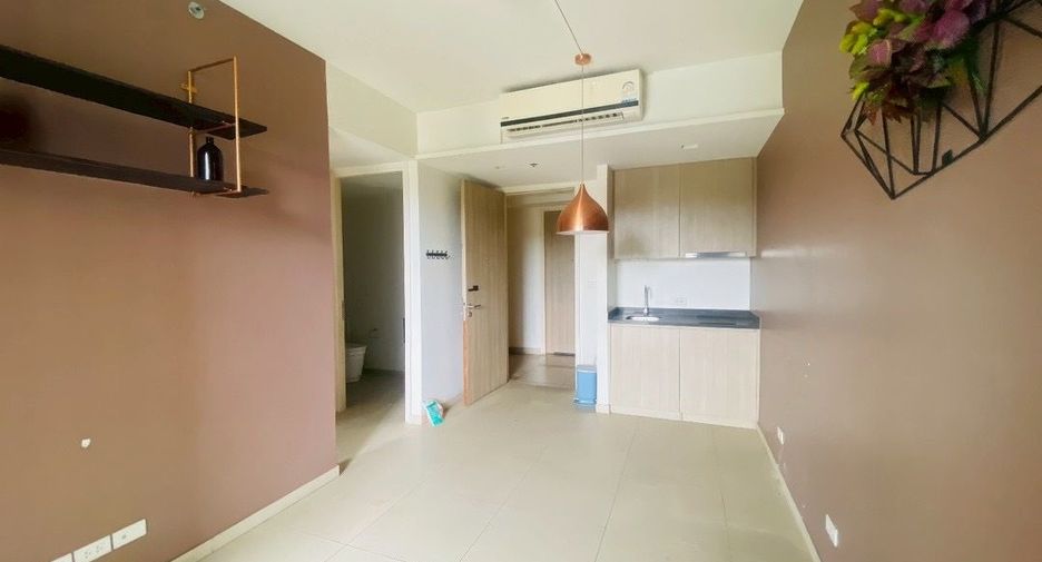 For sale 1 bed condo in Bang Lamung, Chonburi