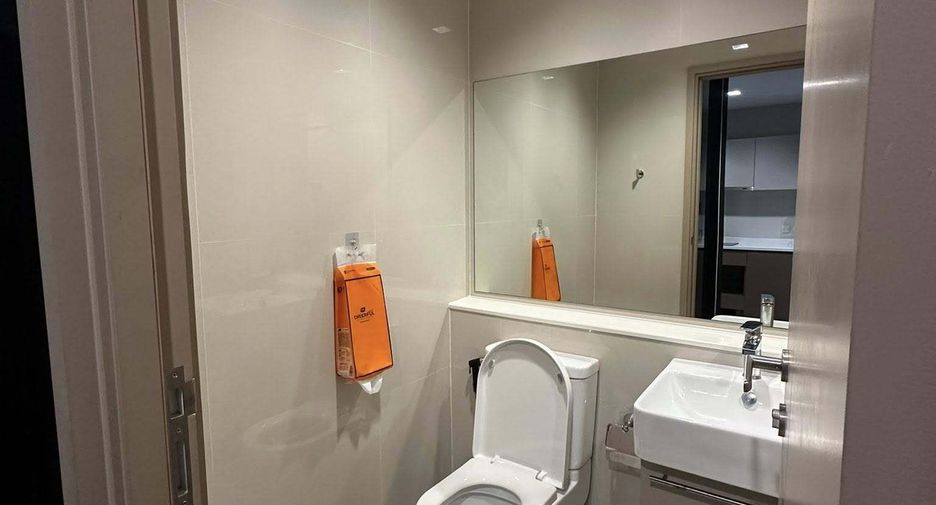 For rent studio condo in Thon Buri, Bangkok