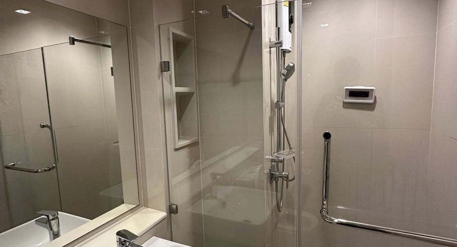 For rent studio condo in Thon Buri, Bangkok
