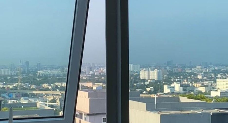 For sale 1 bed condo in Khlong Toei, Bangkok