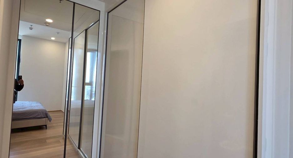 For rent 1 bed condo in Sathon, Bangkok