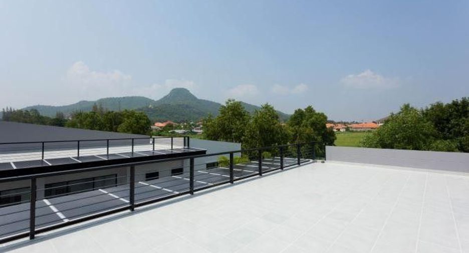 For sale 3 bedrooms villa in Hua Hin, Prachuap Khiri Khan