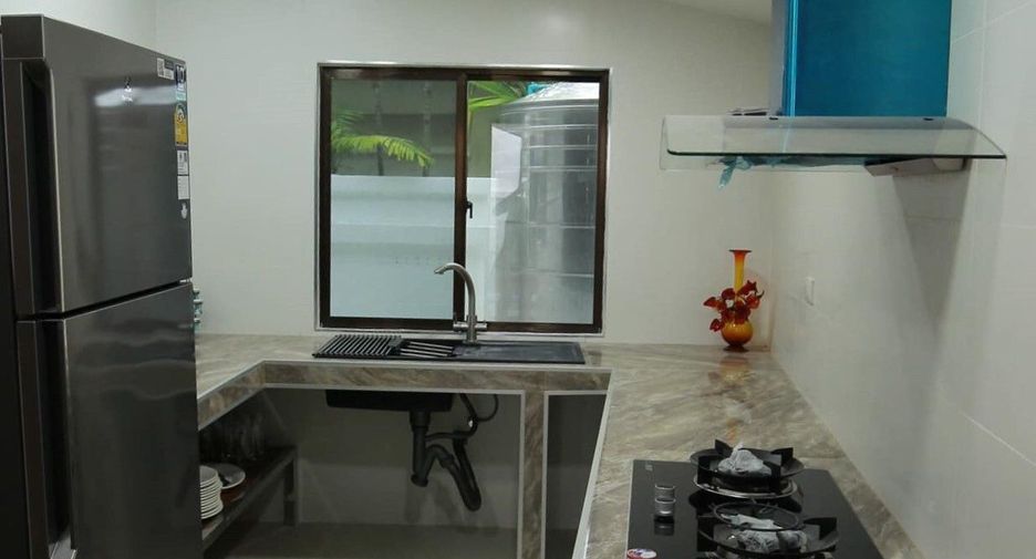 For sale そして for rent 3 ベッドルーム house in Bang Lamung, Chonburi
