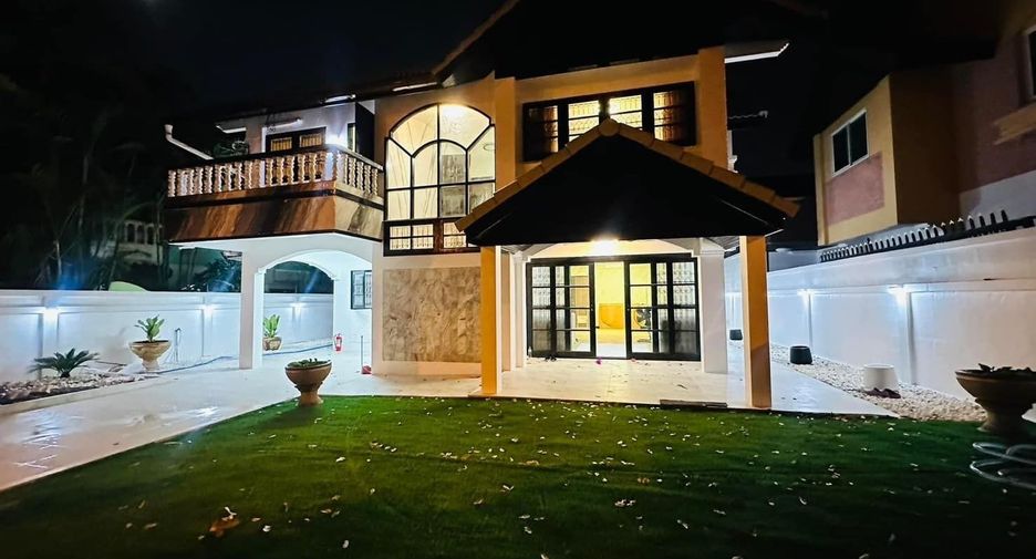 For sale そして for rent 3 ベッドルーム house in Bang Lamung, Chonburi