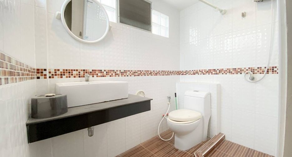 For sale 4 bedrooms townhouse in Hua Hin, Prachuap Khiri Khan
