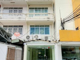 For sale 4 bedrooms townhouse in Hua Hin, Prachuap Khiri Khan