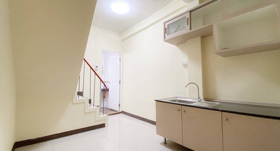 For sale 4 bedrooms townhouse in Hua Hin, Prachuap Khiri Khan