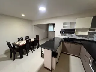 Casa adosada en alquiler de 2 habitaciones en Bang Lamung, Chonburi