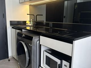 Condo en alquiler de 1 habitaciones en Khlong San, Bangkok