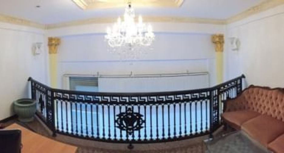 Casa adosada en venta de 1 habitaciones en Bang Rak, Bangkok