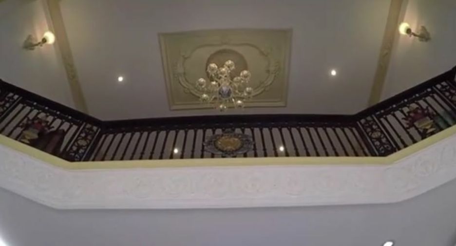 Casa adosada en venta de 1 habitaciones en Bang Rak, Bangkok