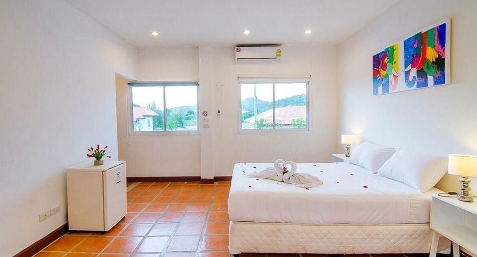 For sale 36 bedrooms villa in Hua Hin, Prachuap Khiri Khan