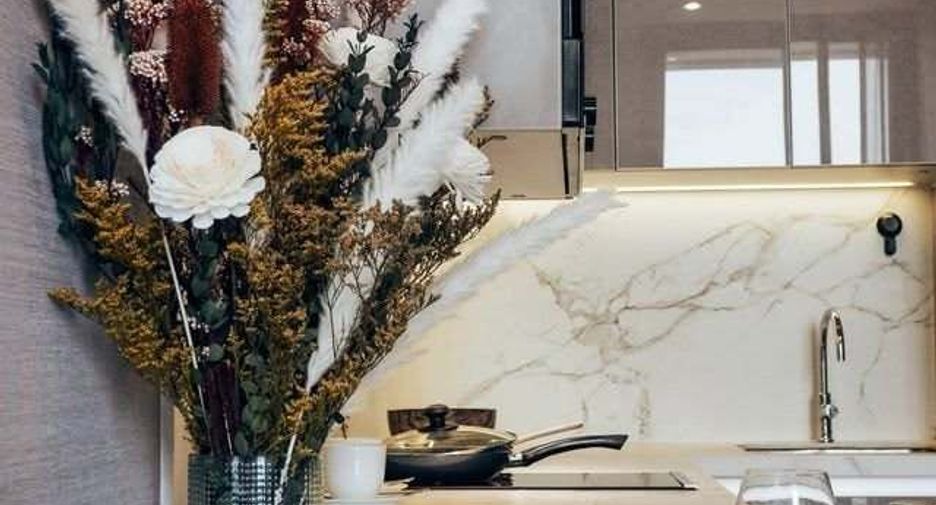 For rent 1 bed condo in Watthana, Bangkok