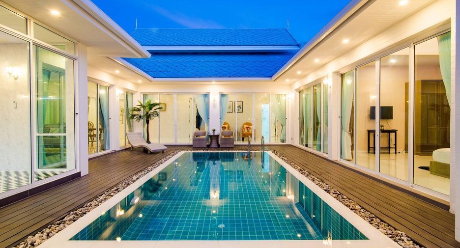 For rent 4 bedrooms villa in Hua Hin, Prachuap Khiri Khan