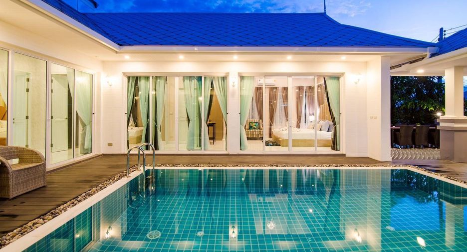 For rent 4 bedrooms villa in Hua Hin, Prachuap Khiri Khan