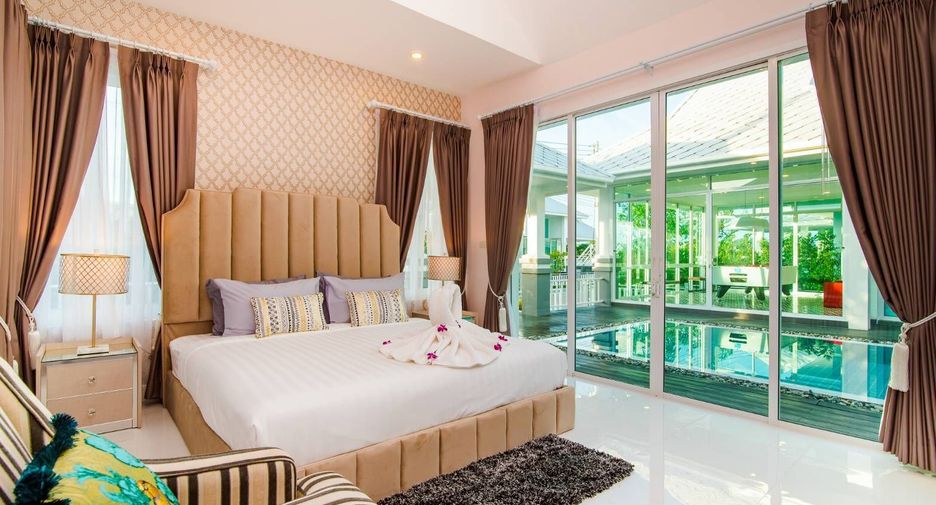 For rent 4 bedrooms villa in Hua Hin, Prachuap Khiri Khan