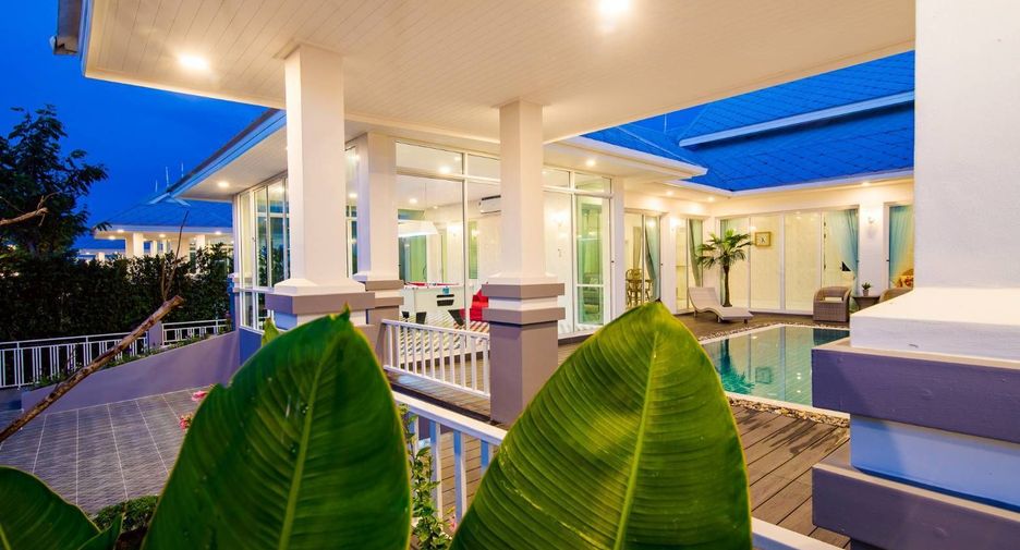 For rent 4 bedrooms villa in Hua Hin, Prachuap Khiri Khan