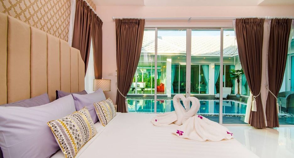 For rent 4 bedrooms villa in Hua Hin, Prachuap Khiri Khan