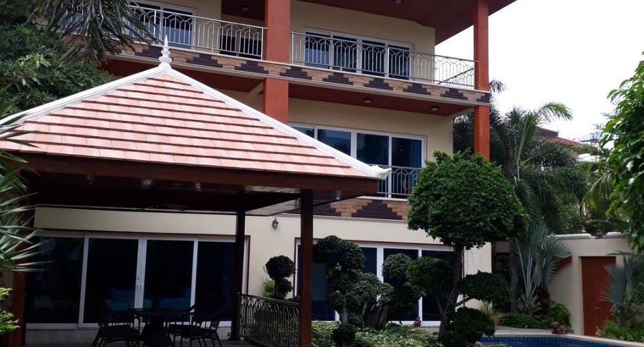 Villa zum Kauf mit 6 Zimmer in Bang Lamung, Chonburi