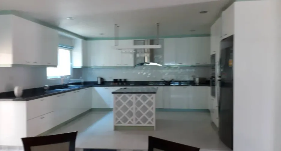 Villa zum Kauf mit 6 Zimmer in Bang Lamung, Chonburi