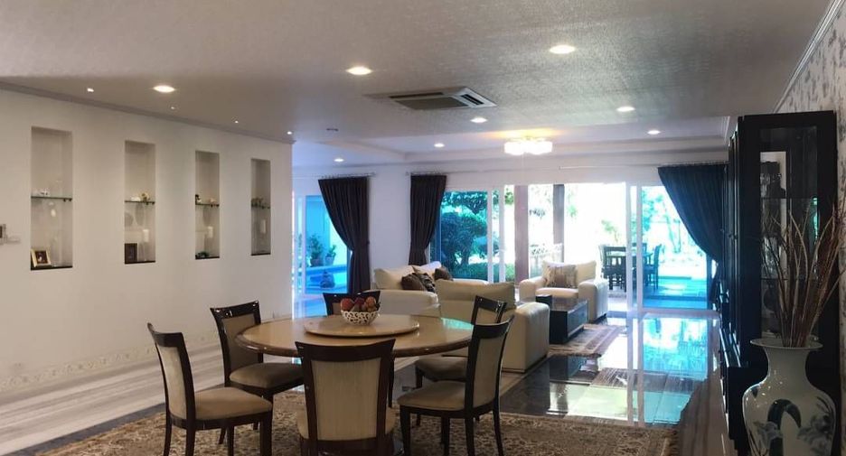 Villa zum Kauf mit 6 Zimmer in Bang Lamung, Chonburi