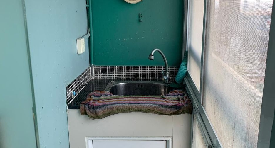 For rent 1 bed condo in Yan Nawa, Bangkok