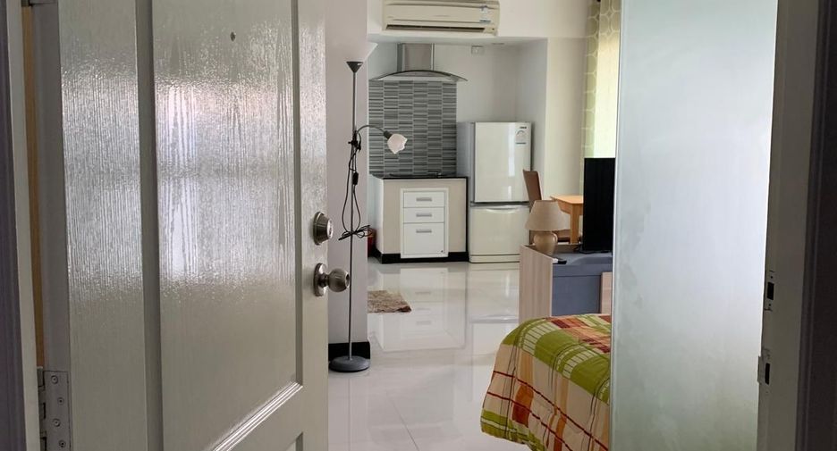 For rent 1 bed condo in Yan Nawa, Bangkok