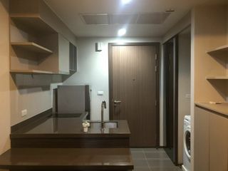 Wohnung zur Miete mit 1 Zimmer in Phaya Thai, Bangkok