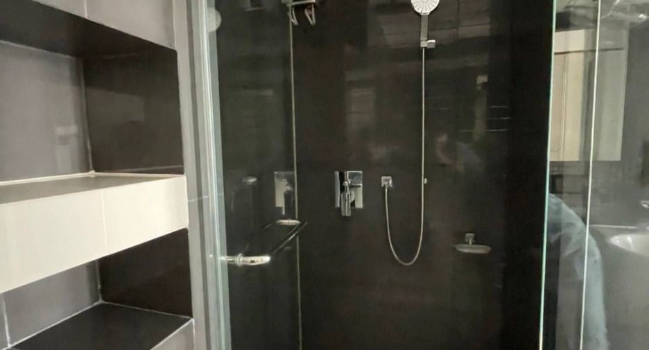 For rent 2 bedrooms condo in Sathon, Bangkok